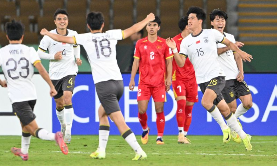 世界杯官方平台-中国队进决赛仅1天，再获一个喜讯！越南球迷破防，日本球迷担忧