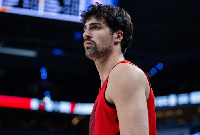 世界杯最新版入口-30+6+2+2，因为他老了，交易他，结果他焕发新生，要带队进季后赛|霍勒迪|开拓者|朱霍勒迪|快船|阿夫迪亚_新浪体育_新浪新闻